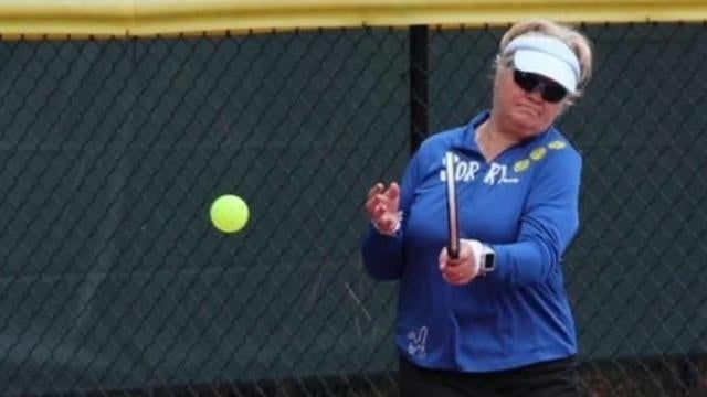 cbsn-fusion-as-pickleballs-popularity-grows-older-players-should-be-wary-of-injury-risks-thumbnail-2474610-640x360.jpg 