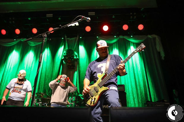 Infectious Grooves play the UC Theatre 