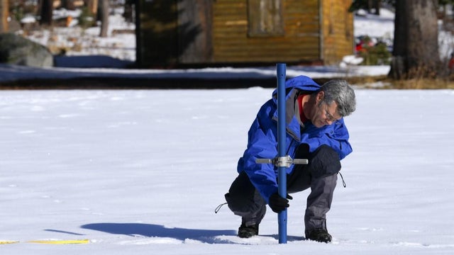 California snowpack measurement 