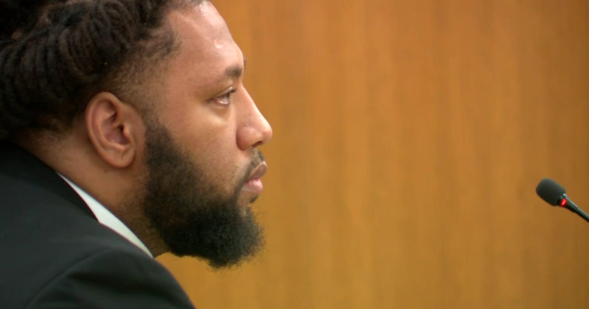 Jury resumes deliberations in Derrick Thompson trial 